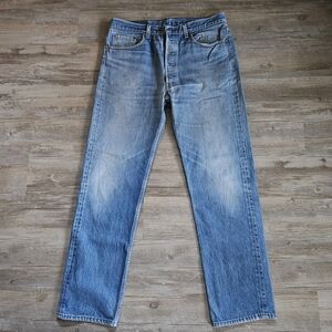 Vintage Levi's Men's 501xx Distressed Blue Jeans Made In The U.S.A 90s